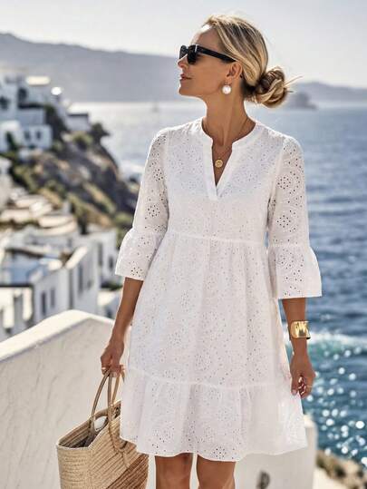 Irina™ — Rochie albă cu broderie ajur, guler răsfrânt și tiv asimetric