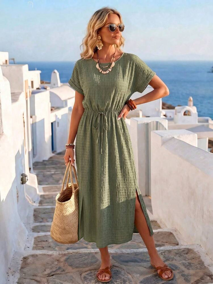 Elena — Rochie elegantă cu dungi verticale și talie ajustată