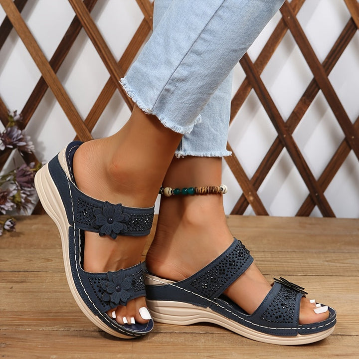 Suzanne™ — Sandale cu pană confortabile cu imprimeu floral