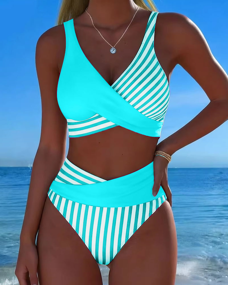 Giulia™ — Bikini cu dungi și decolteu încrucișat