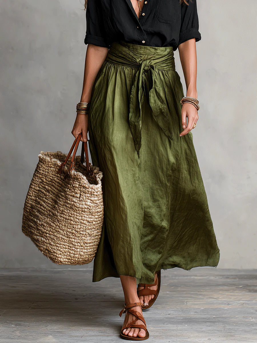 Vera — Set două piese: tricou negru și fustă midi verde olive