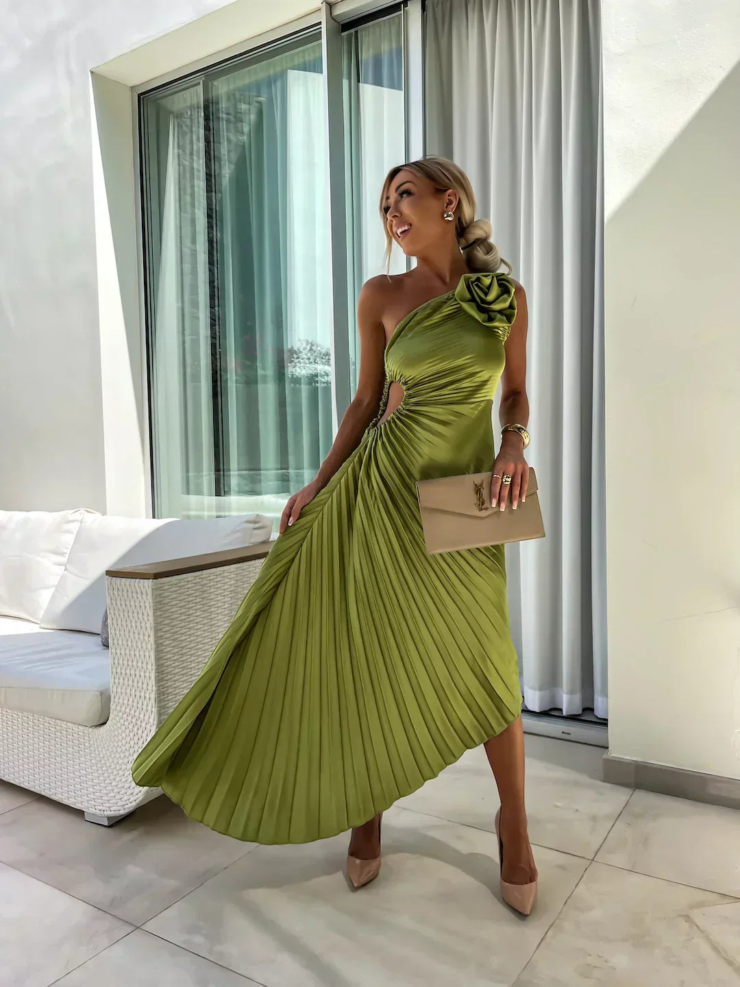 Eya™ | Rochie maxi elegantă florală, pe un umăr
